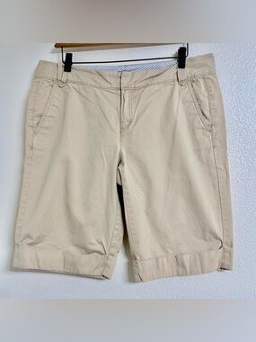 Vintage Tommy Hilfiger Y2K Khaki Bermuda Shorts-Women’s Size 12 -100% Cotton EUC